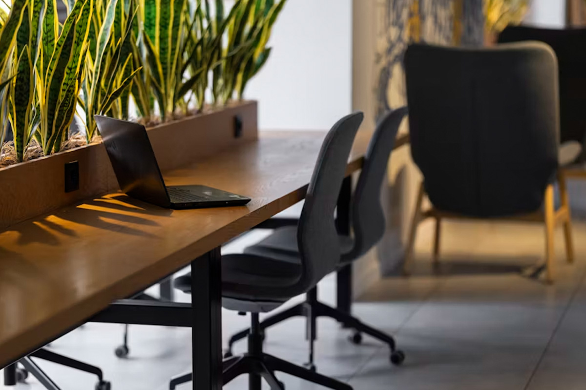 designer_desk